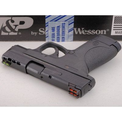 Smith & Wesson Shield Preformance Center  9mm 